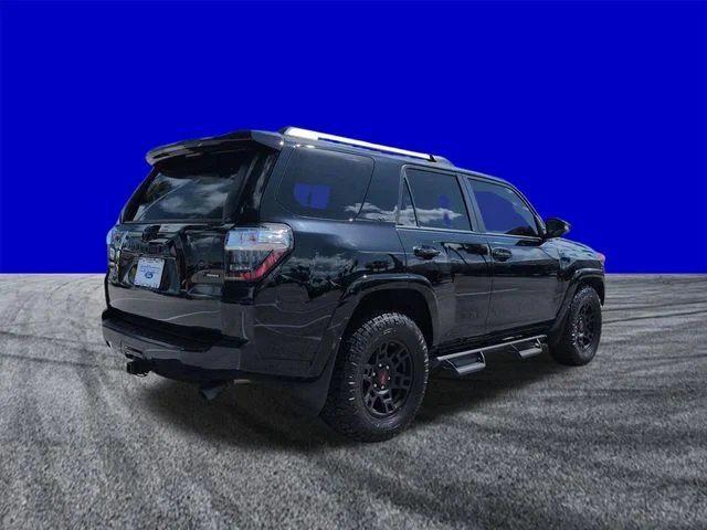 Used 2022 Black Toyota SR5 Premium image 4