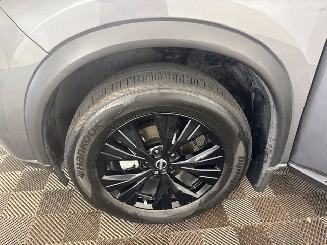 Used 2023 Gray Nissan SV image 25