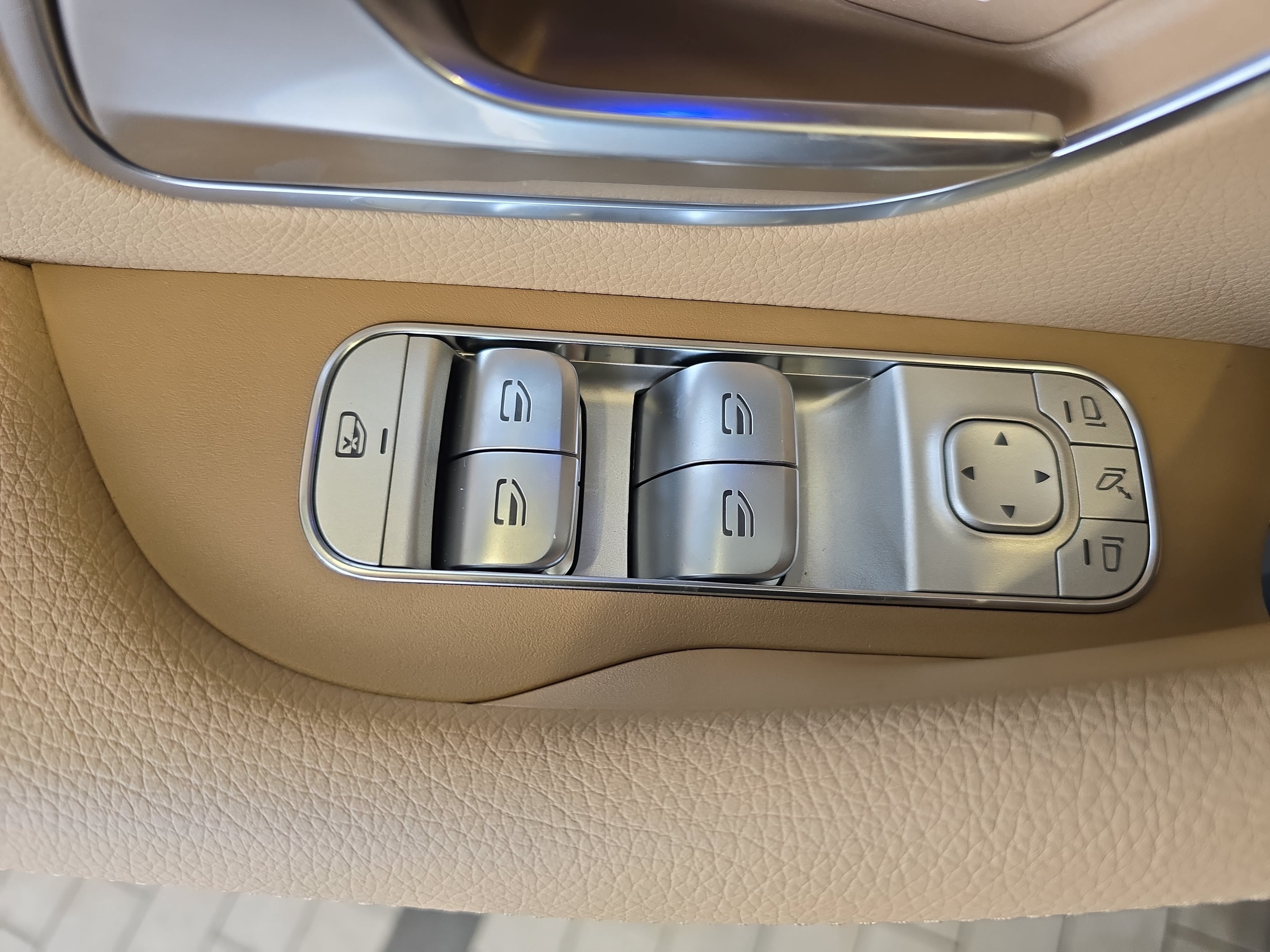 New 2026 Polar White Mercedes-Benz GLE350 image 30