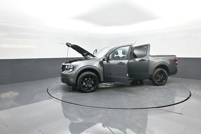New 2026 Carbonized Gray Metallic Ford XLT image 37