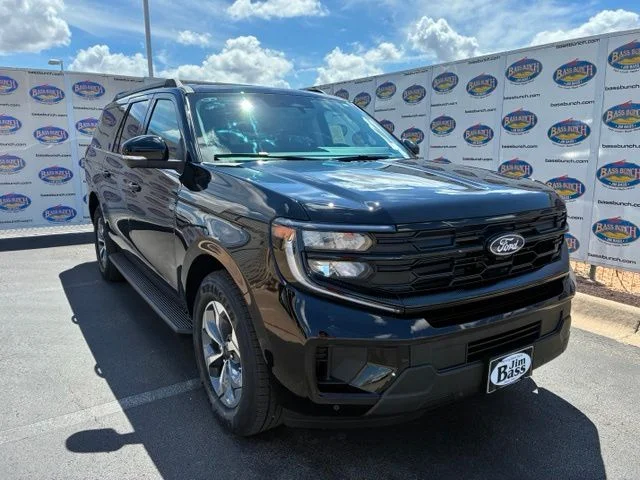 New 2027 Agate Black Metallic Ford Active image 2