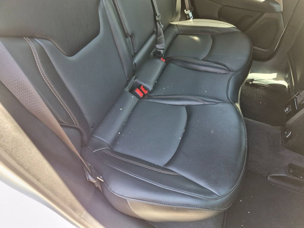 Used 2023 White Jeep Limited image 22