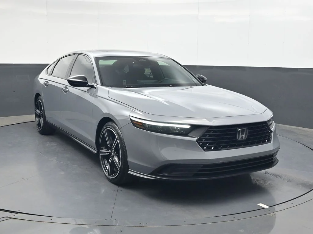 New 2026 Urban Gray Pearl Honda Sport image 2