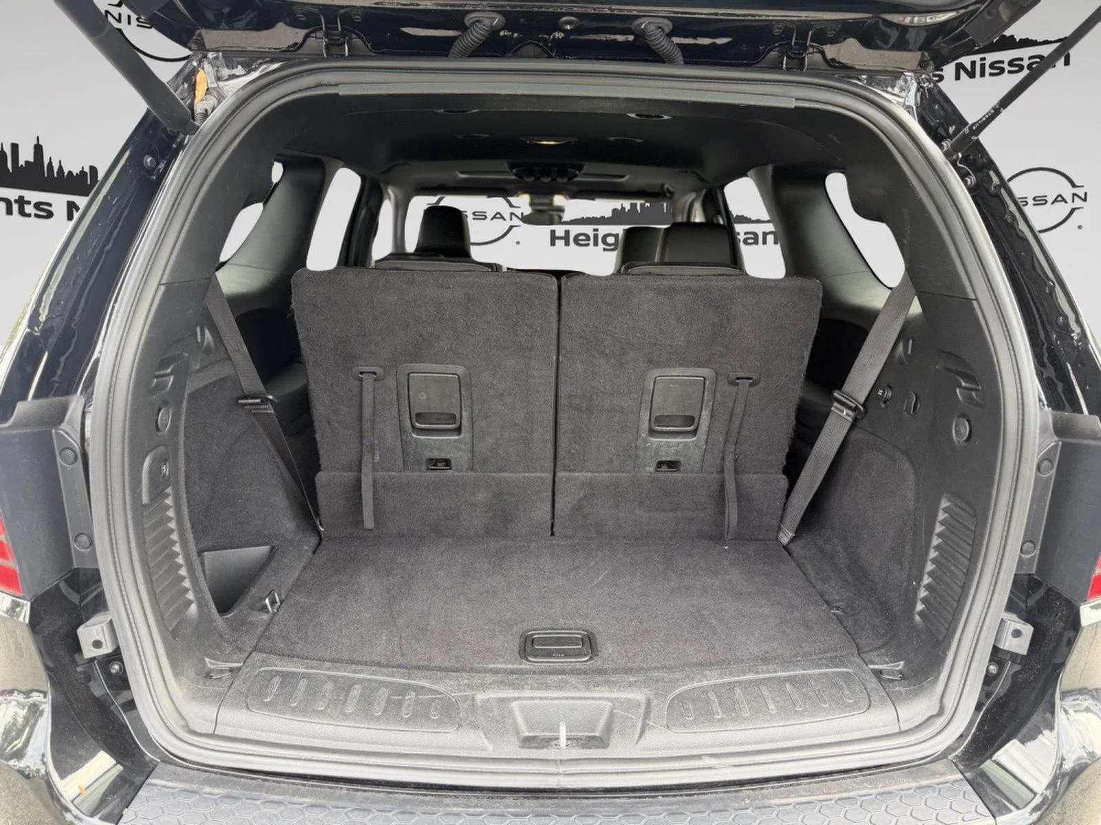 Used 2024 DB Black Clearcoat Dodge R/T Plus image 30