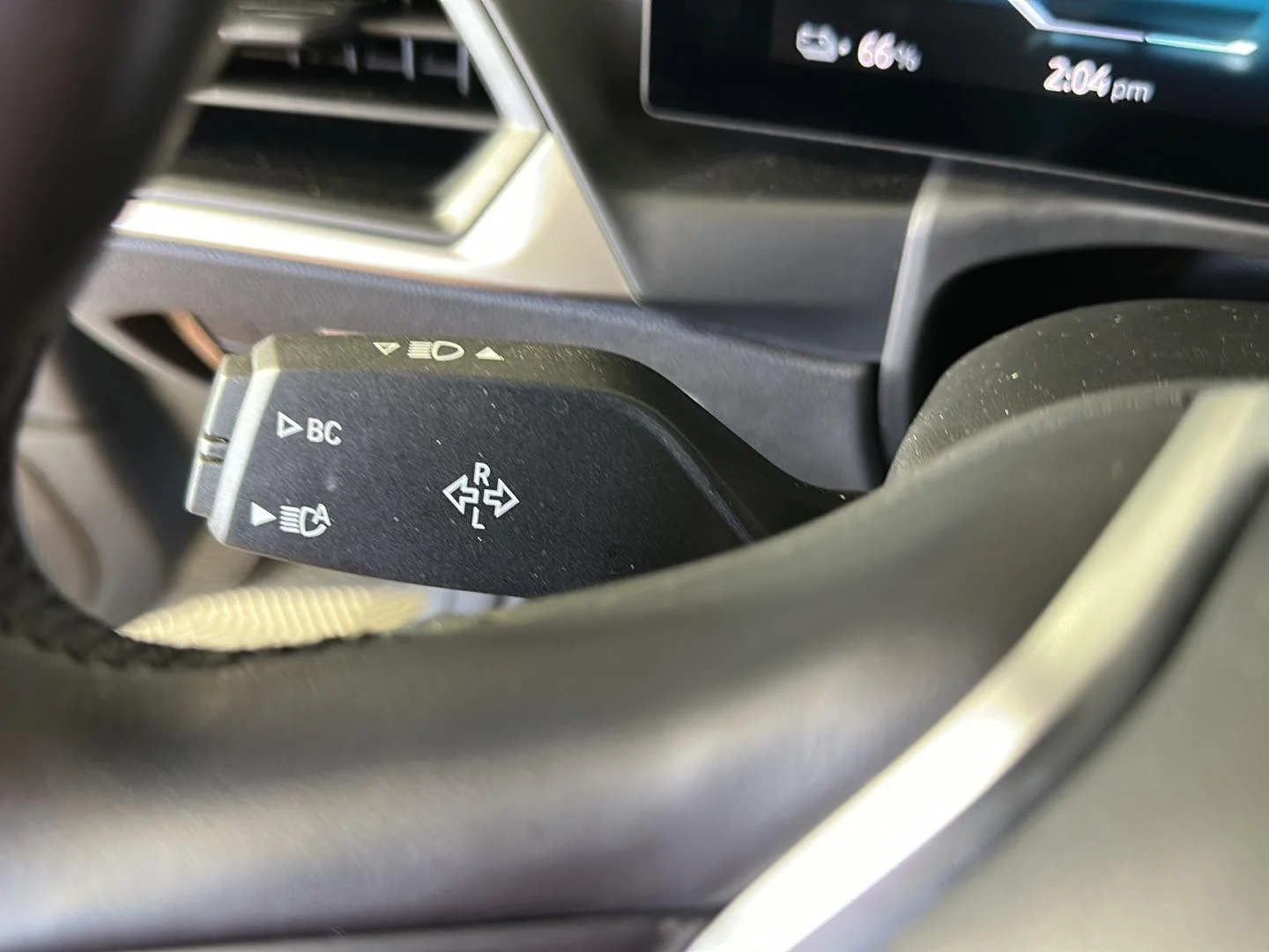 Used 2023 Skyscraper Grey Metallic BMW eDrive40 image 25
