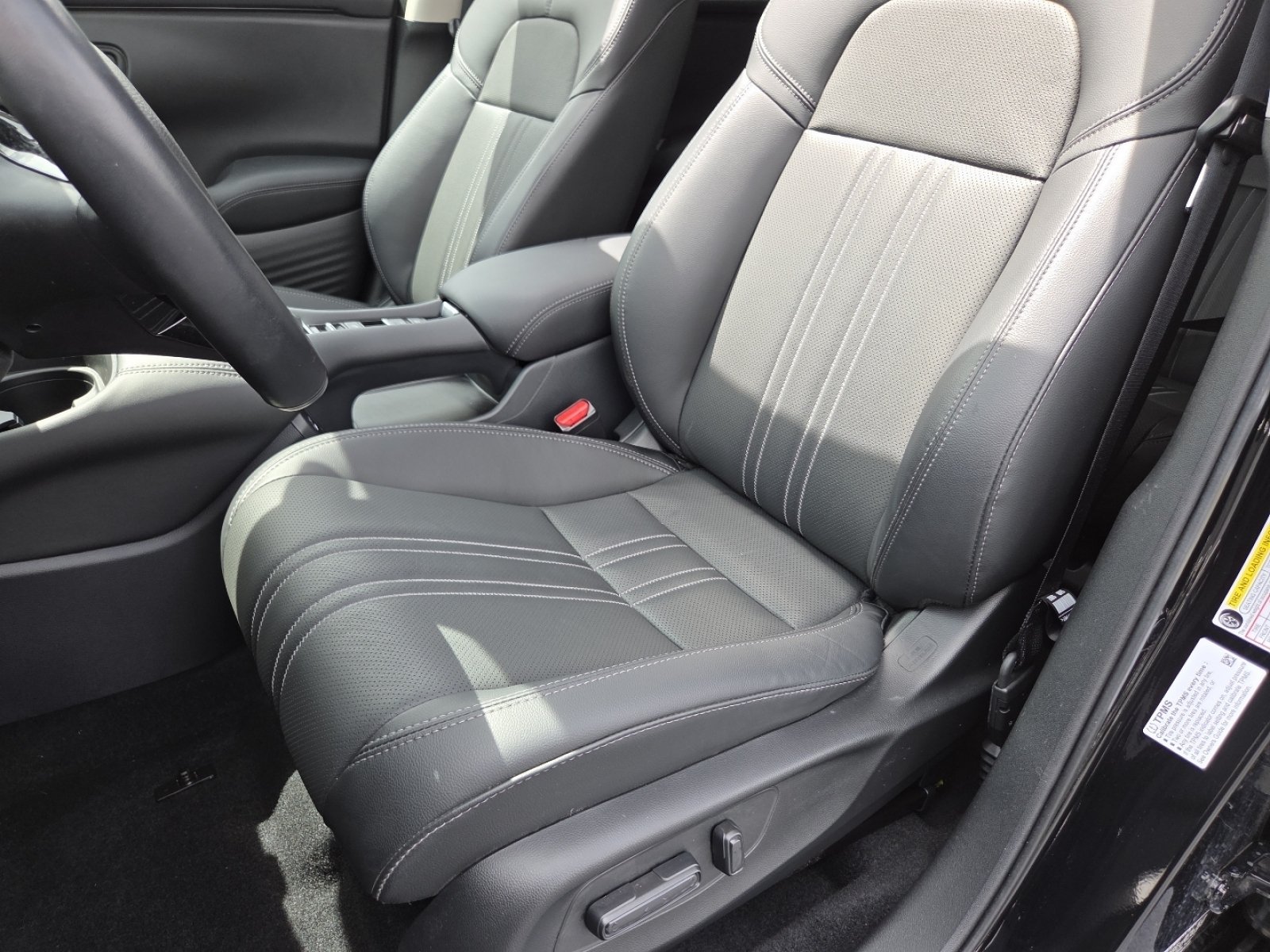 2025 Honda HR-V EX-L - Photo 26