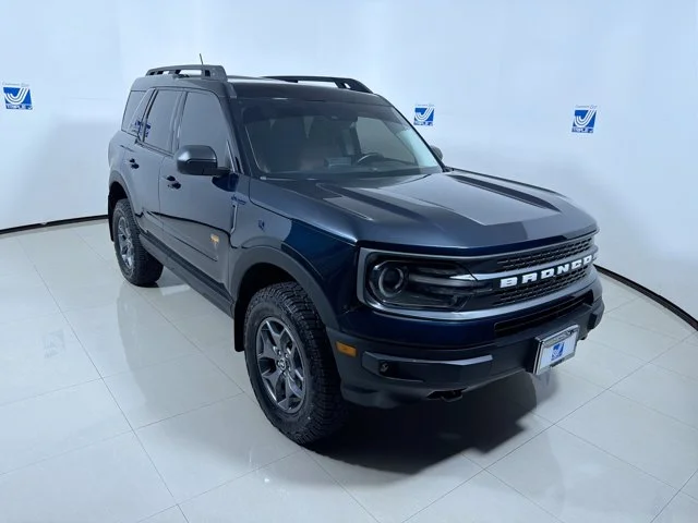 Used 2021 ALTO BLUE Ford Badlands image 2