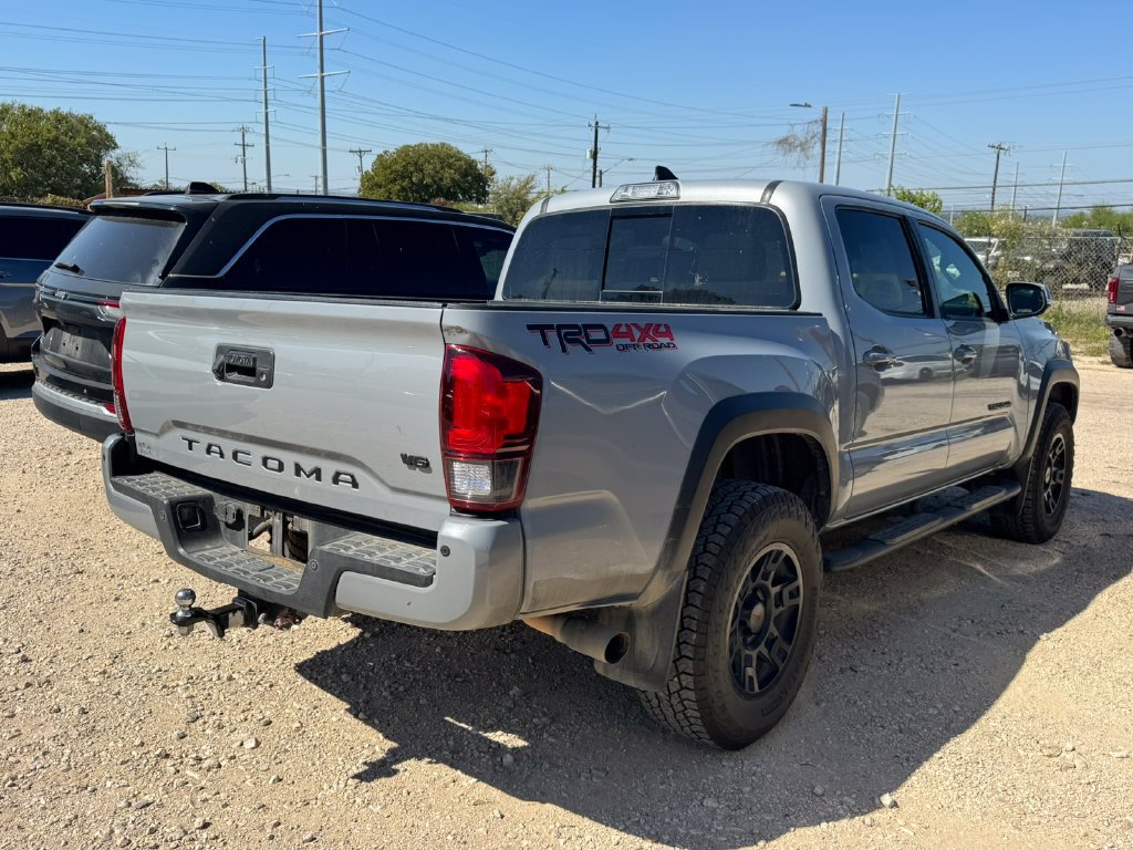 Used 2018  Toyota TRD Off-Road image 14