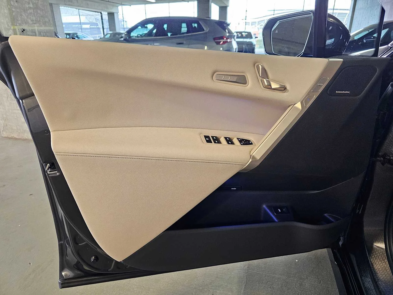 Certified Used 2024 Dark Graphite Metallic BMW xDrive50 image 18