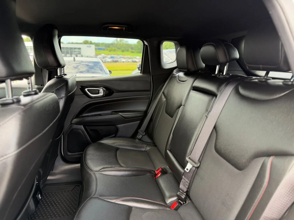 Used 2024 White Jeep Trailhawk image 6