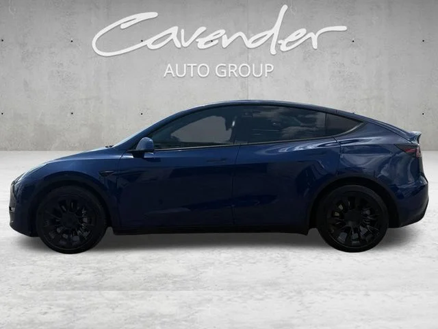 Used 2021 Blue Tesla Long Range image 13