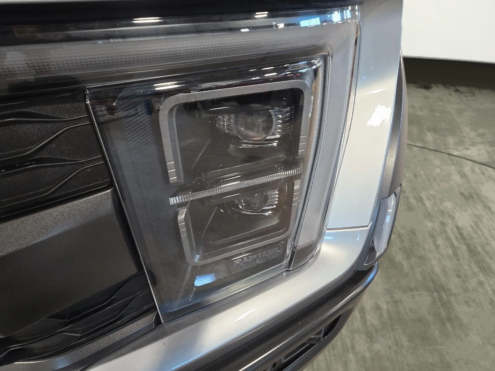 Used 2023 Iconic Silver Ford Raptor image 59