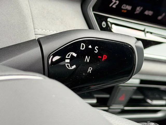 New 2026 Deep Black Pearl Volkswagen 2.0T SE R-Line Black image 13