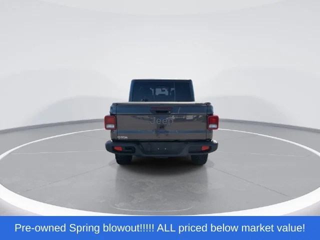 Used 2021 Gray Jeep Sport image 7