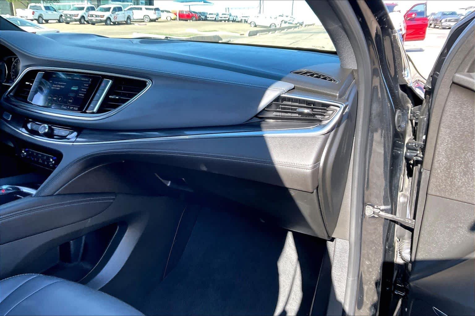 2024 Buick Enclave Premium - Photo 17