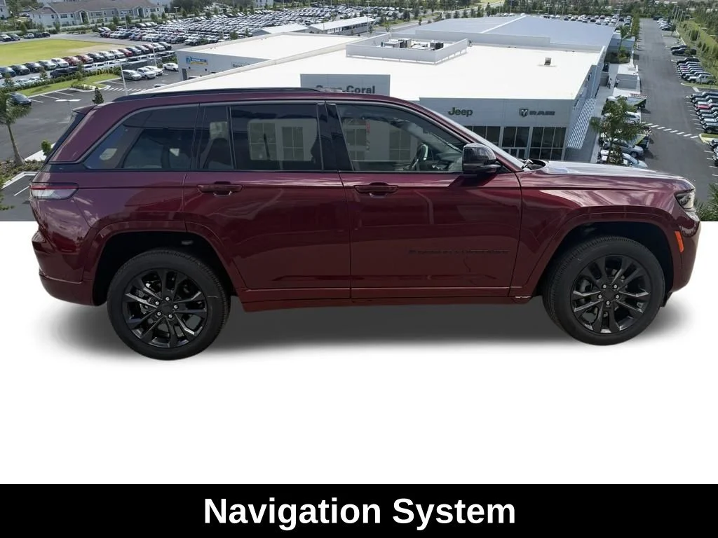 New 2026 Velvet Red Pearl-Coat Exterior Paint Jeep Limited Reserve image 3