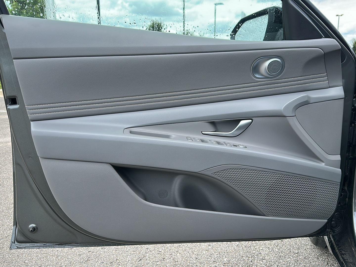 New 2026 Amazon Gray HYUNDAI  image 8