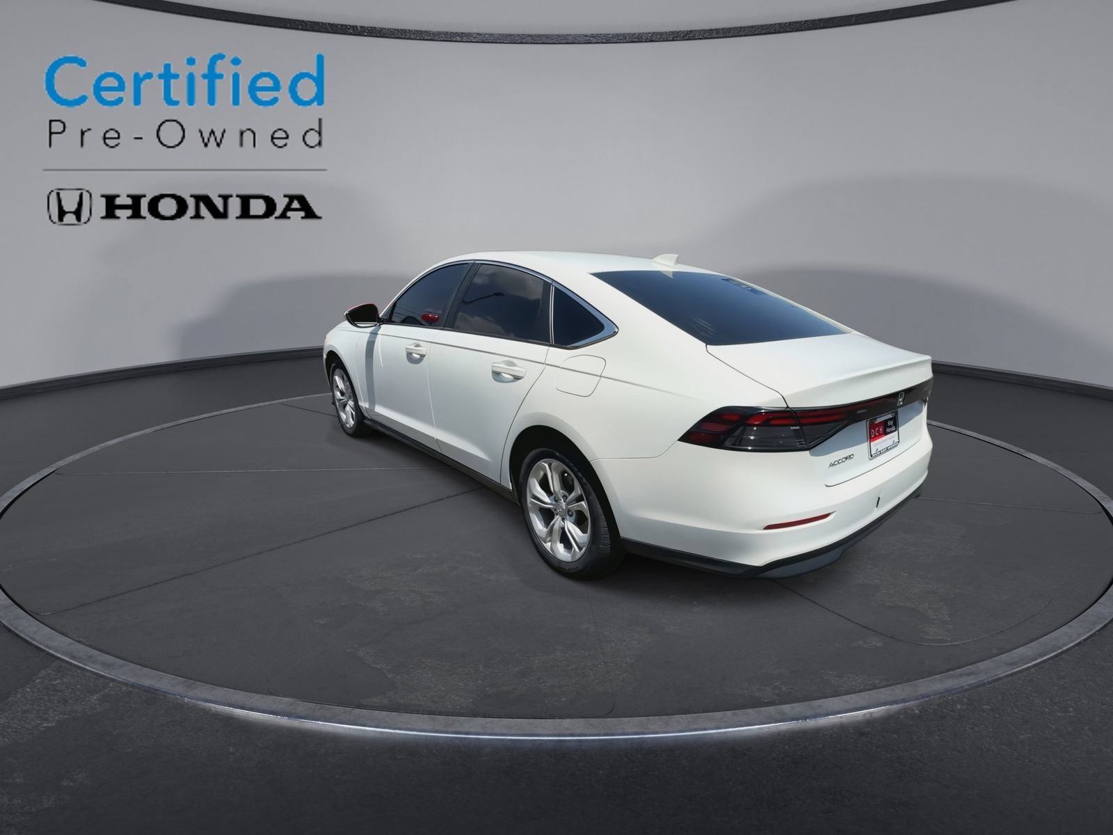 Certified Used 2024 Platinum White Pearl Honda LX image 39