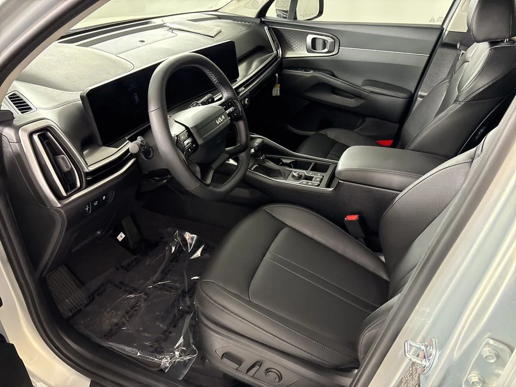 New 2026 Ivory Silver Kia EX image 29