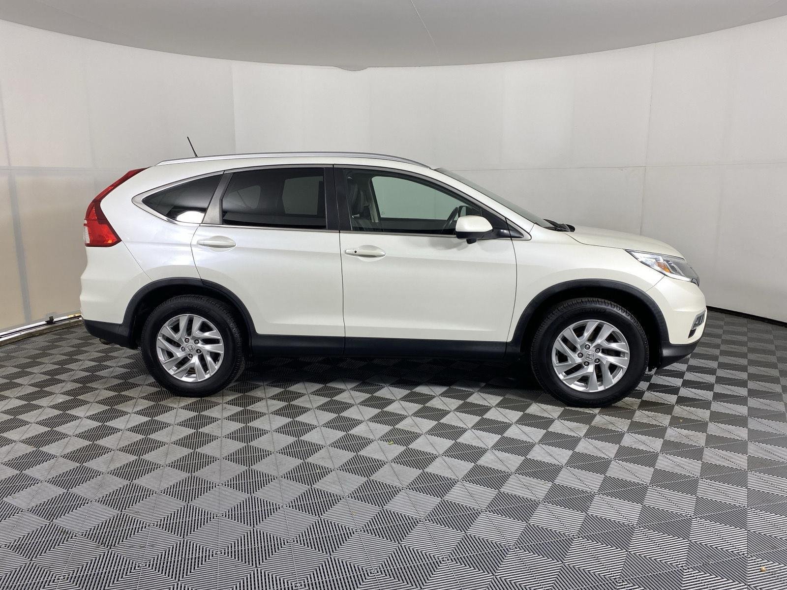 Used 2016  Honda EX-L image 9