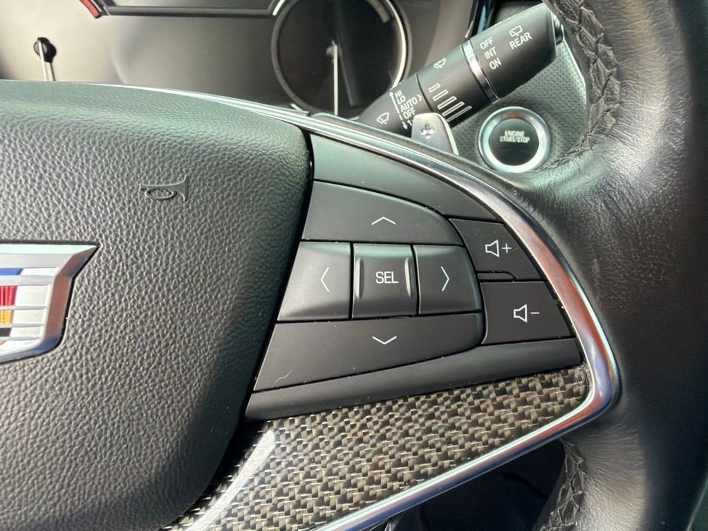Used 2020 Gray Cadillac Sport image 18
