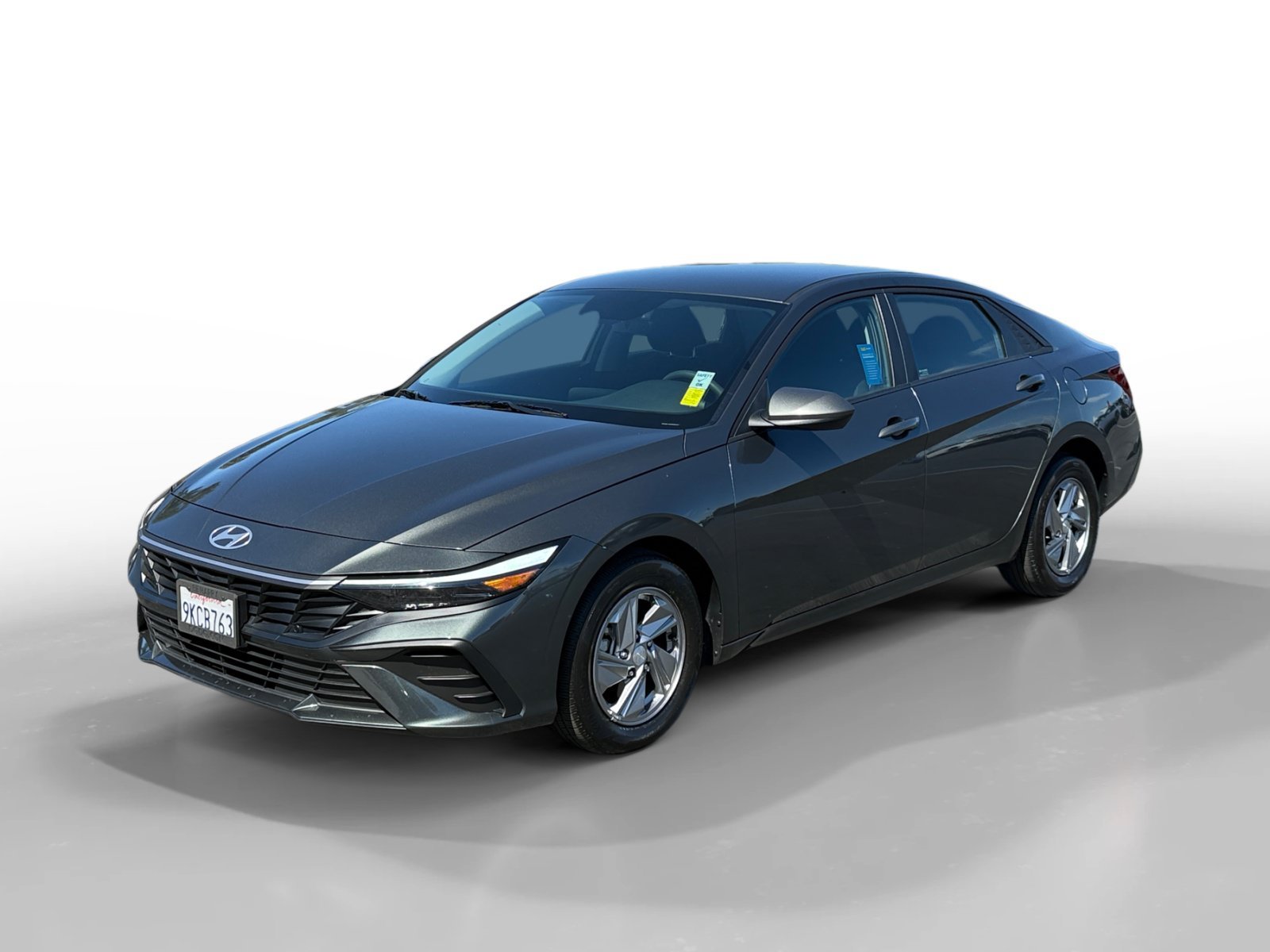 Certified Used 2024 Gray Hyundai SE image 1