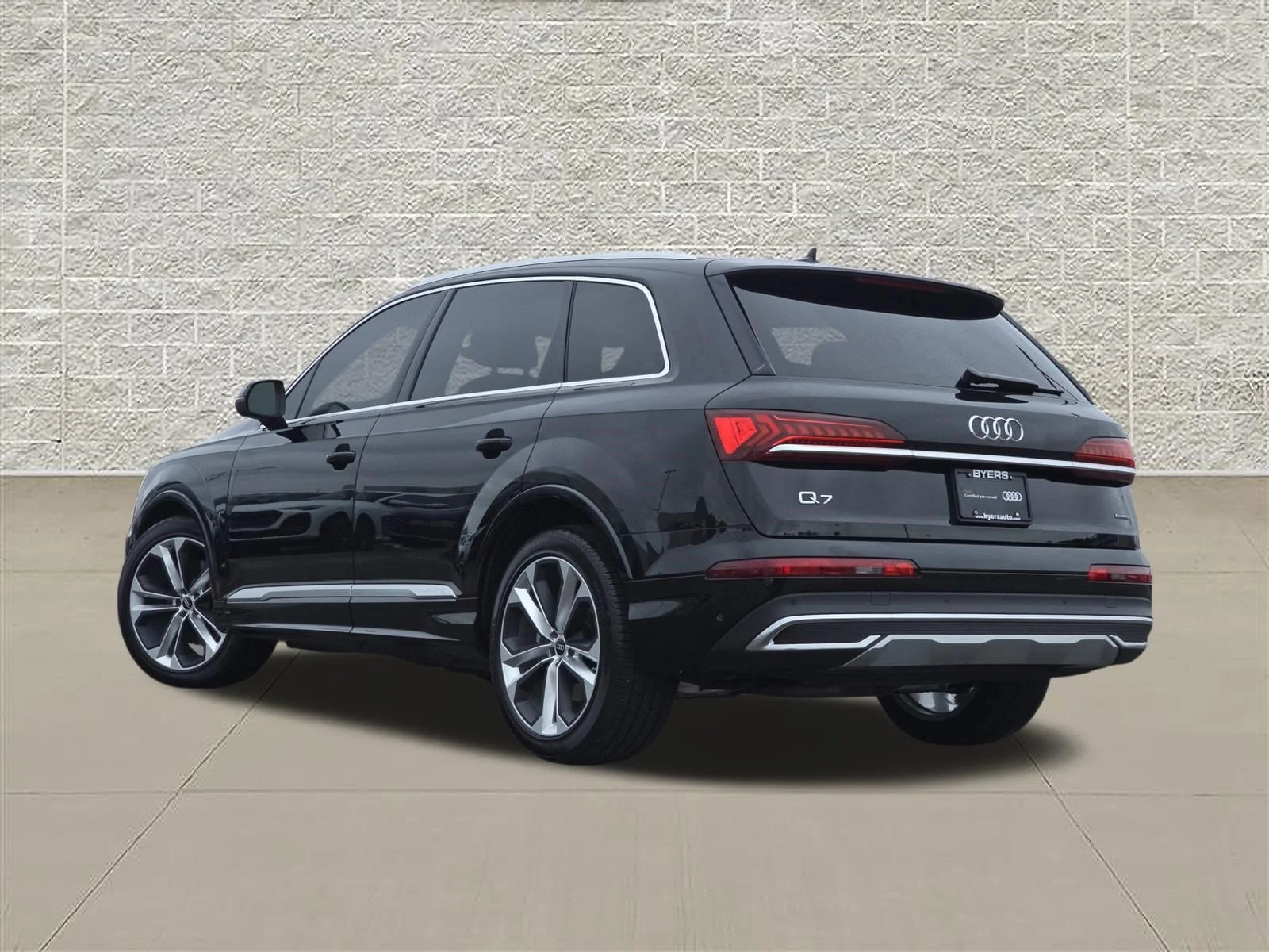 Certified Used 2023 Mythos Black Metallic Audi Prestige image 5