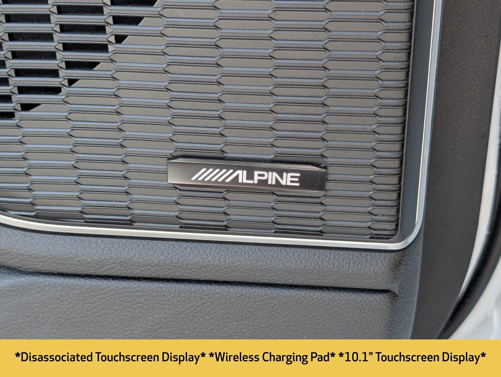 Used 2022 White Jeep 4xe image 15
