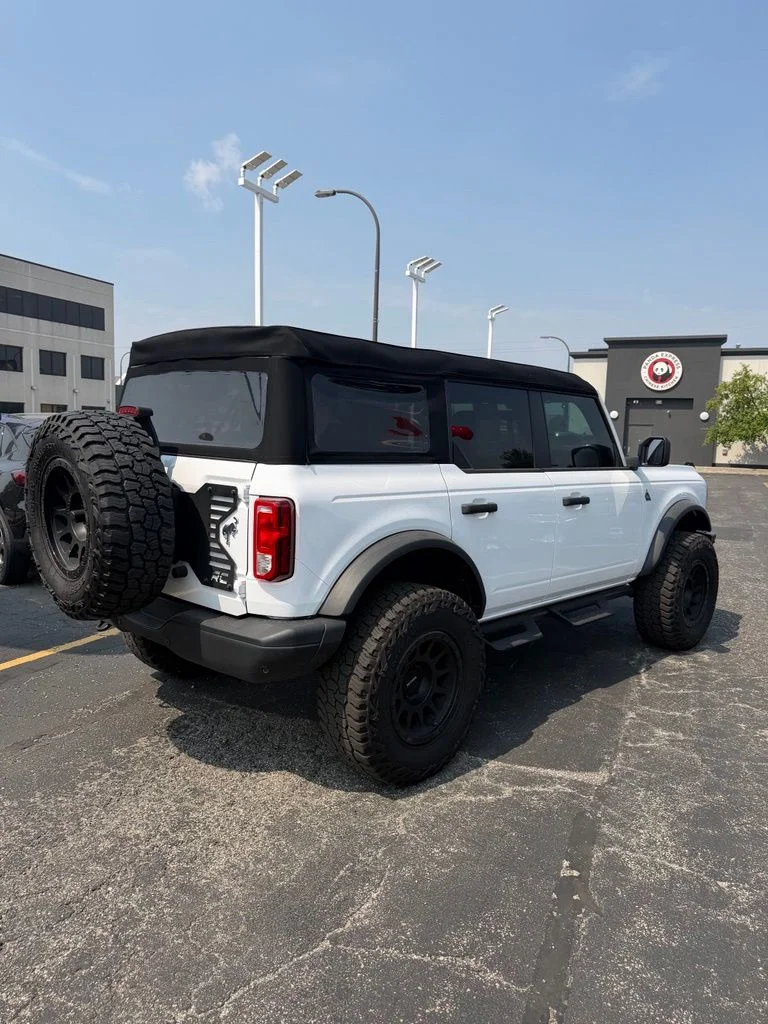 Used 2023 White Ford Black Diamond image 9