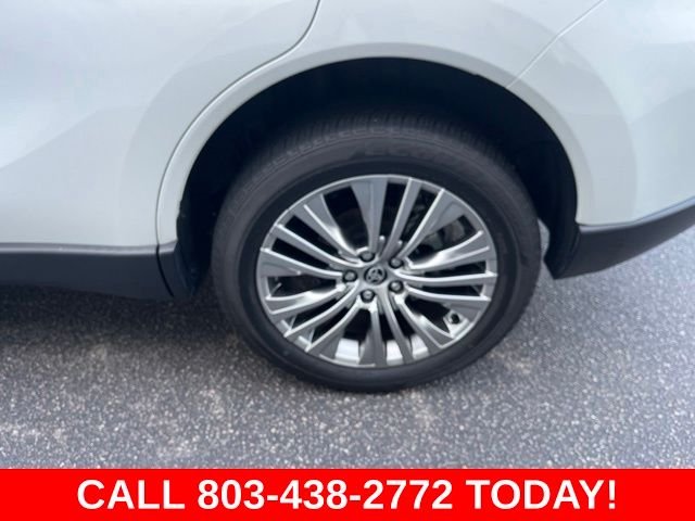 Used 2023 Beige Toyota Limited image 28