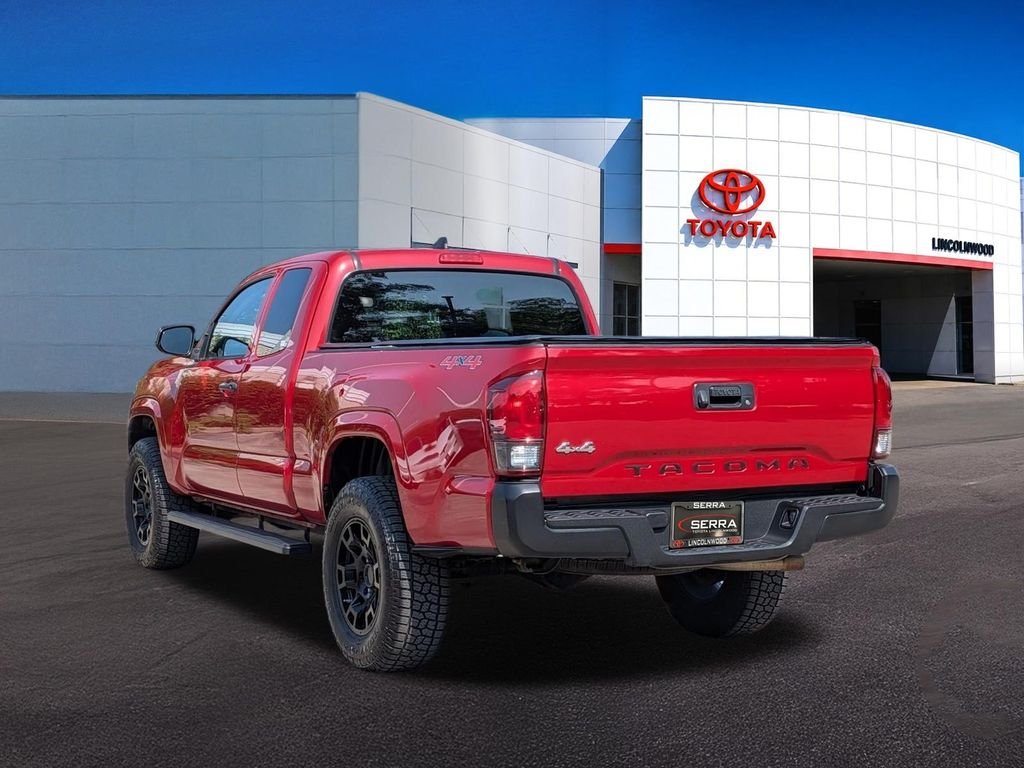 Used 2019 Red Toyota SR image 12