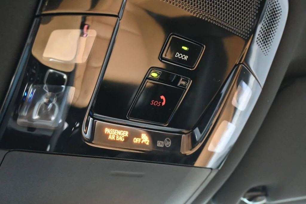 Used 2025 White Pearl Lexus 350 image 29