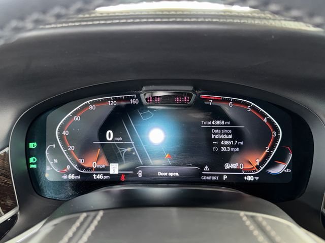 Certified Used 2022 Mineral White Metallic BMW 740i image 25