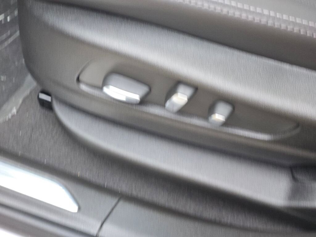 2025 Cadillac XT5 Premium Luxury - Photo 22