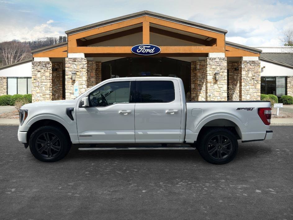 Used 2022 Star White Metallic Tri-Coat Ford LARIAT image 7