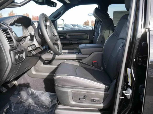 2026 RAM 3500 Limited - Photo 39