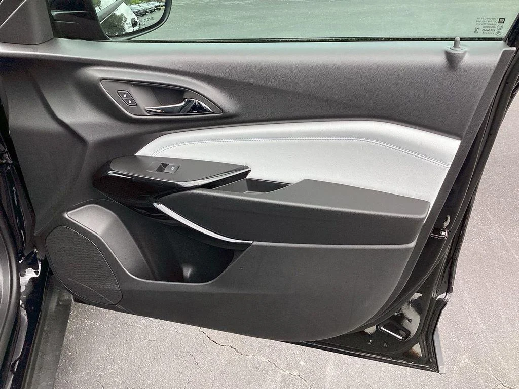 New 2026 Mosaic Black Metallic Chevrolet LT image 22