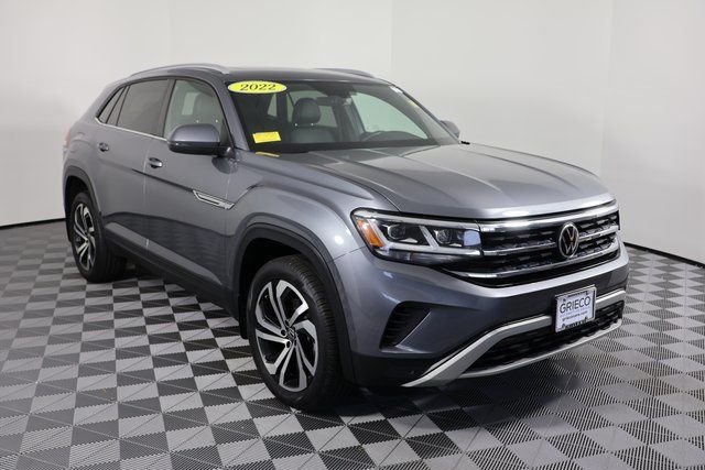 2022 Volkswagen Atlas Cross Sport SE w/Tech