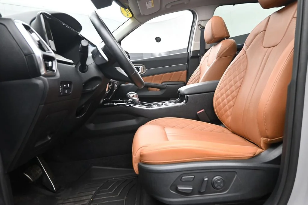 Used 2023 Gray Kia X-Line SX Prestige image 26