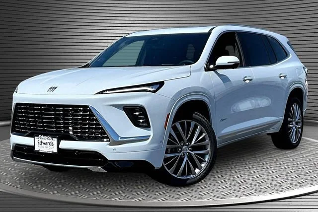 2026 Buick Enclave Avenir AWD's photo