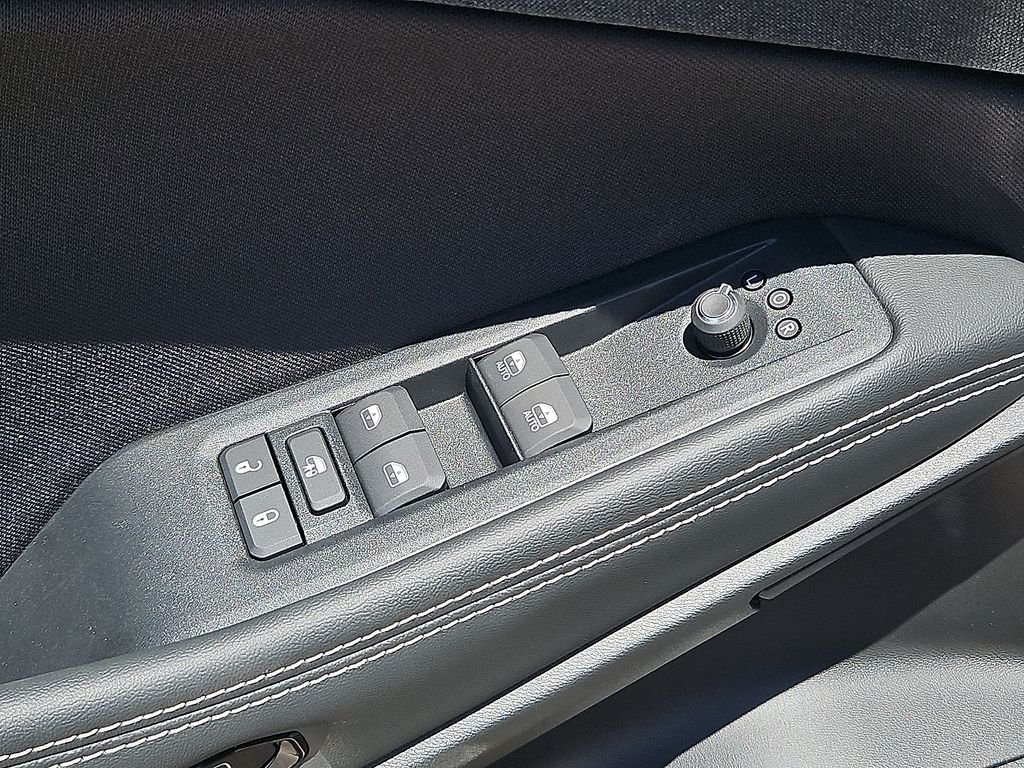 New 2026 Sting-Gray Clear-Coat Exterior Paint Jeep Laredo image 13