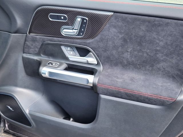 New 2026 Mountain Grey Metallic Mercedes-Benz GLB 35 AMG® image 18
