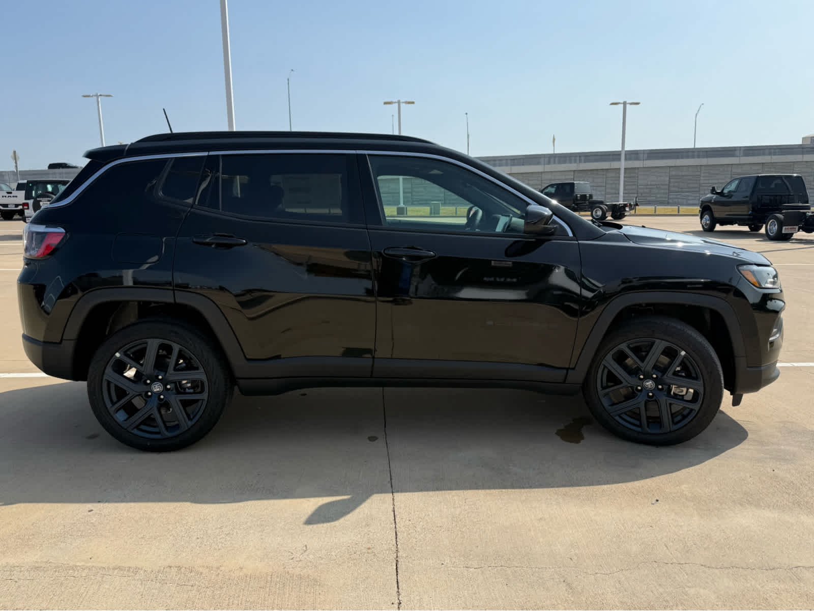 New 2026 Diamond Black Crystal Pearlcoat Jeep 85th Anniversary image 5