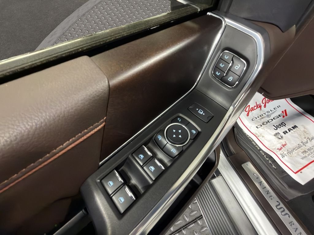 Used 2025 Star White Metallic Tri-Coat Ford King Ranch image 22