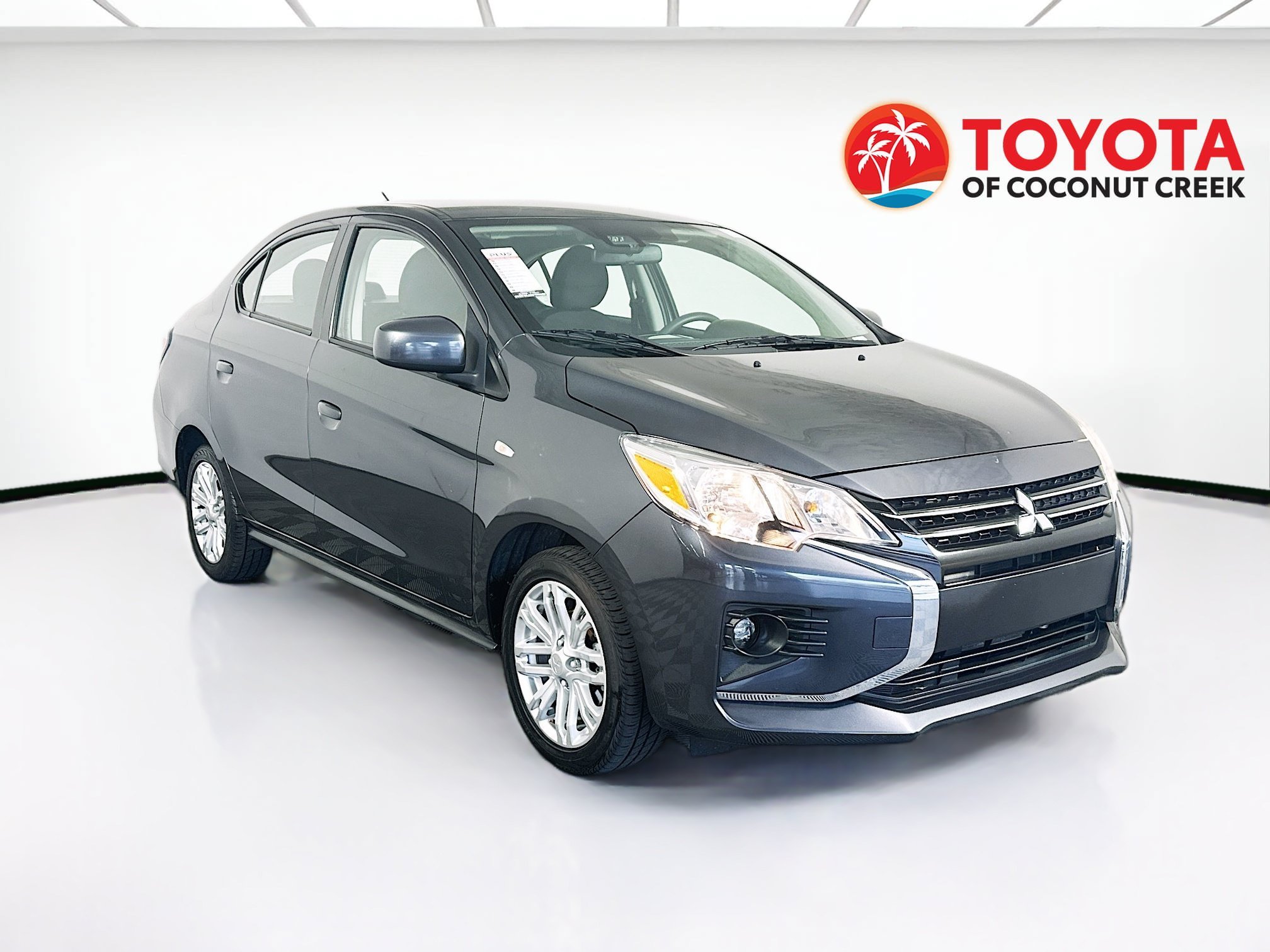 Used 2024 Black Mitsubishi ES image 1