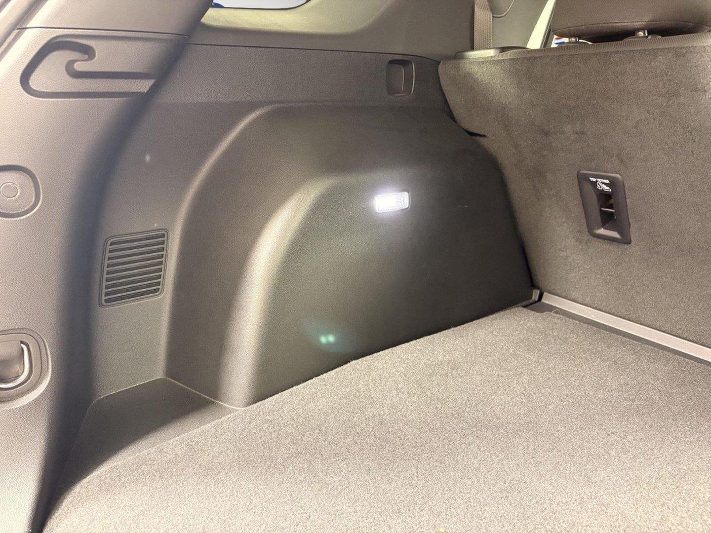 2025 Chevrolet Equinox LT - Photo 9