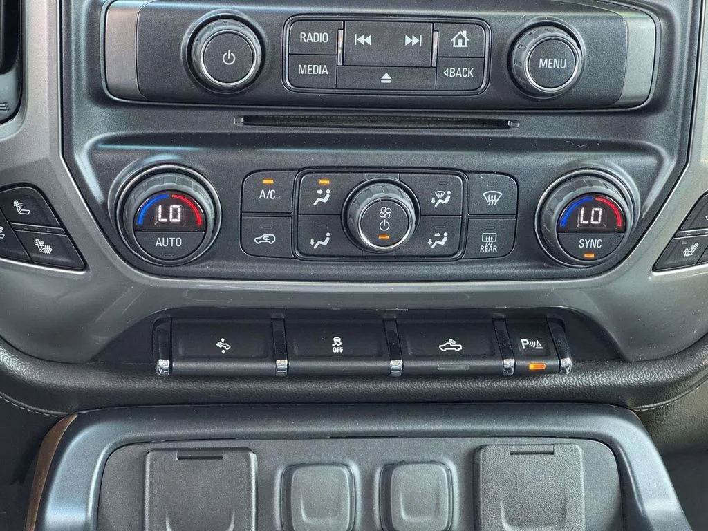 Used 2018 White Chevrolet LTZ image 20