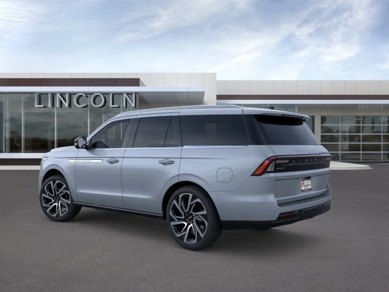 New 2026 Gray Lincoln Reserve image 4