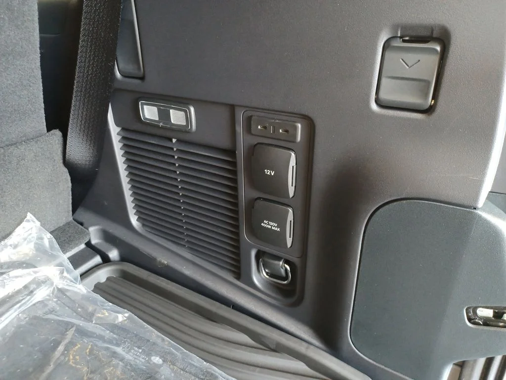 2025 Ford Expedition Active - Photo 18