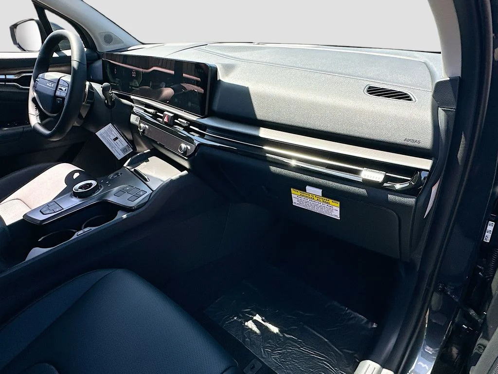 New 2026 Gravity Gray Kia EX image 28